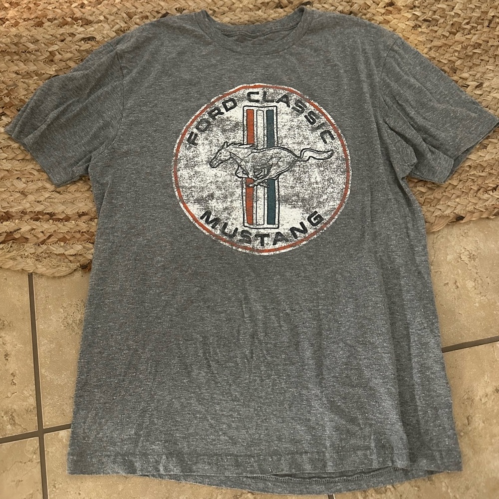 FORD MUSTANG TEE
